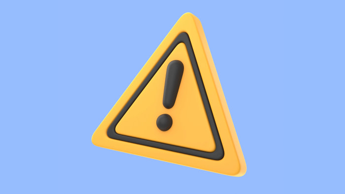 What mandatory legal texts must a website or online store have?